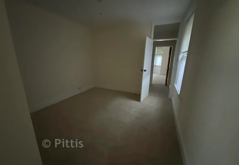 Dining Room - Adelaide Grove, East Cowes, Isle of Wight - Wards of Kent