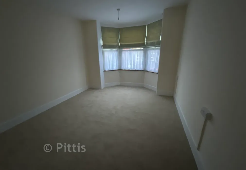 Lounge - Adelaide Grove, East Cowes, Isle of Wight - Wards of Kent