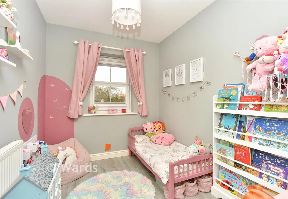 Bedroom 3 - Lady Winter Drive, Minster On Sea, Sheerness, Kent - Wards of Kent