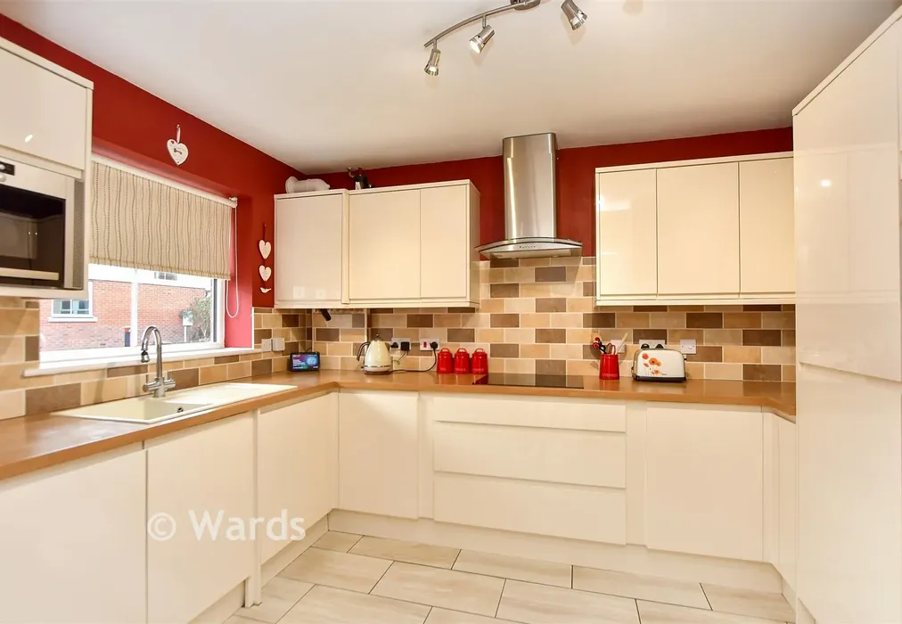 Kitchen - Lady Winter Drive, Minster On Sea, Sheerness, Kent - Wards of Kent
