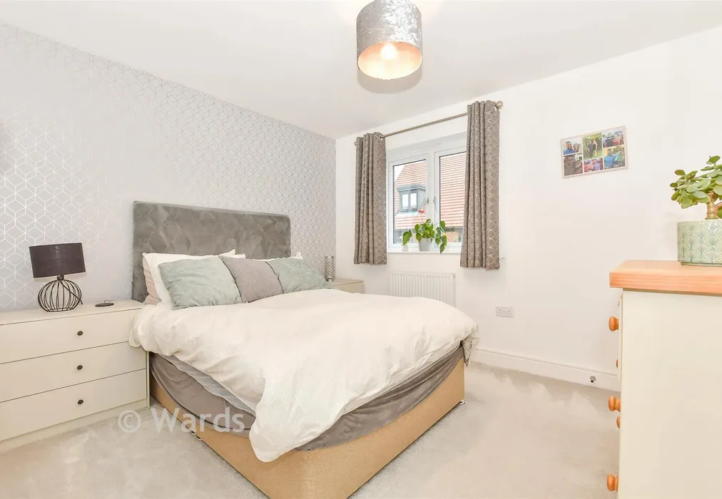 Bedroom 1 - Albertine Road, Langley, Maidstone, Kent - Wards of Kent