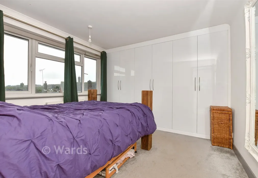 Bedroom 1 - Reading Road, Dover, Kent - Wards of Kent
