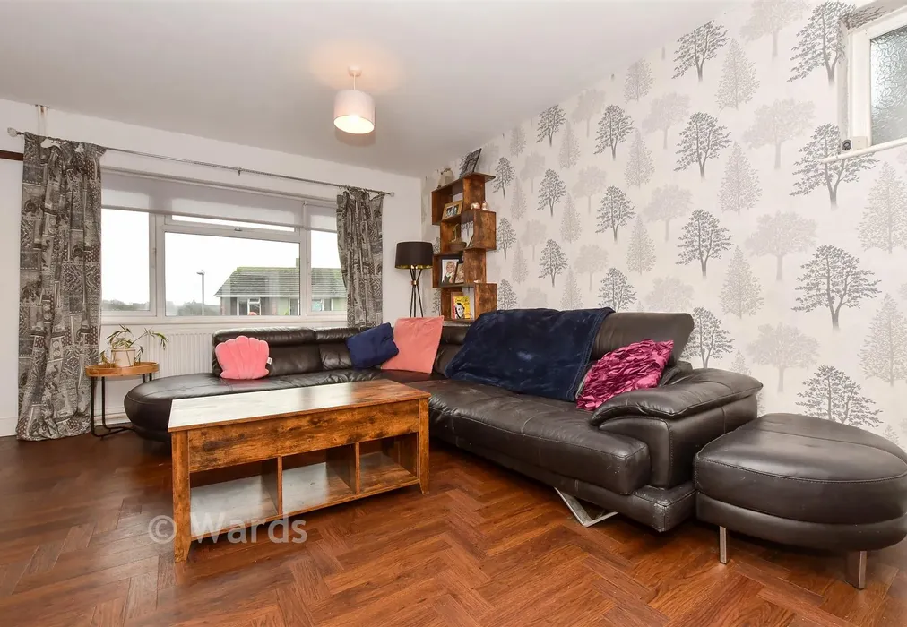 Lounge - Reading Road, Dover, Kent - Wards of Kent