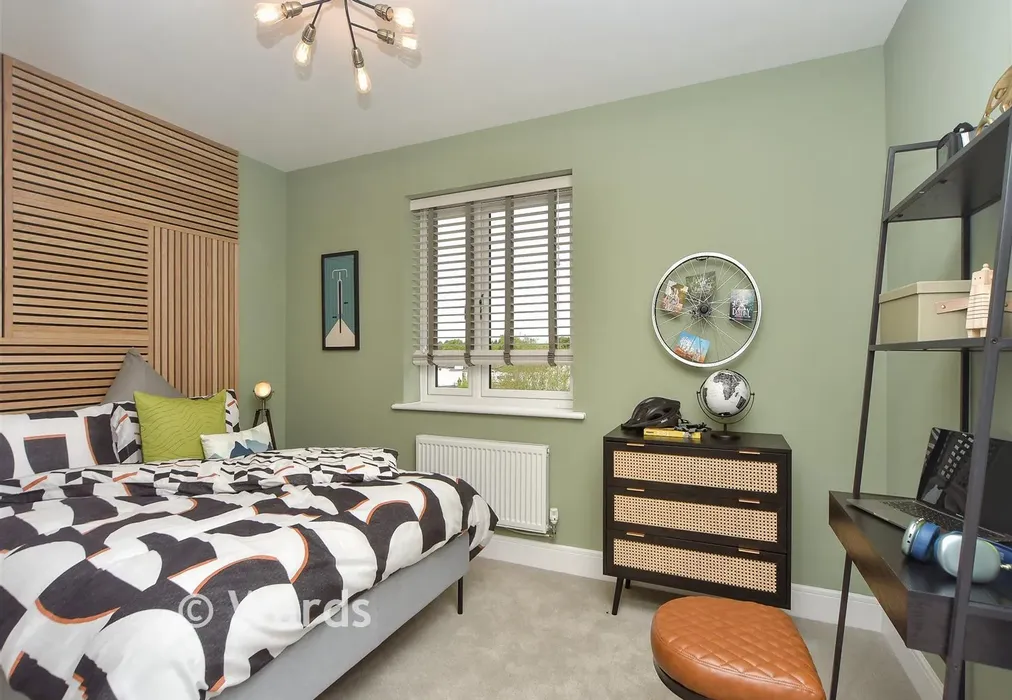 Bedroom 3 - Ham Road, Faversham Lakes, Faversham, Kent - Wards of Kent