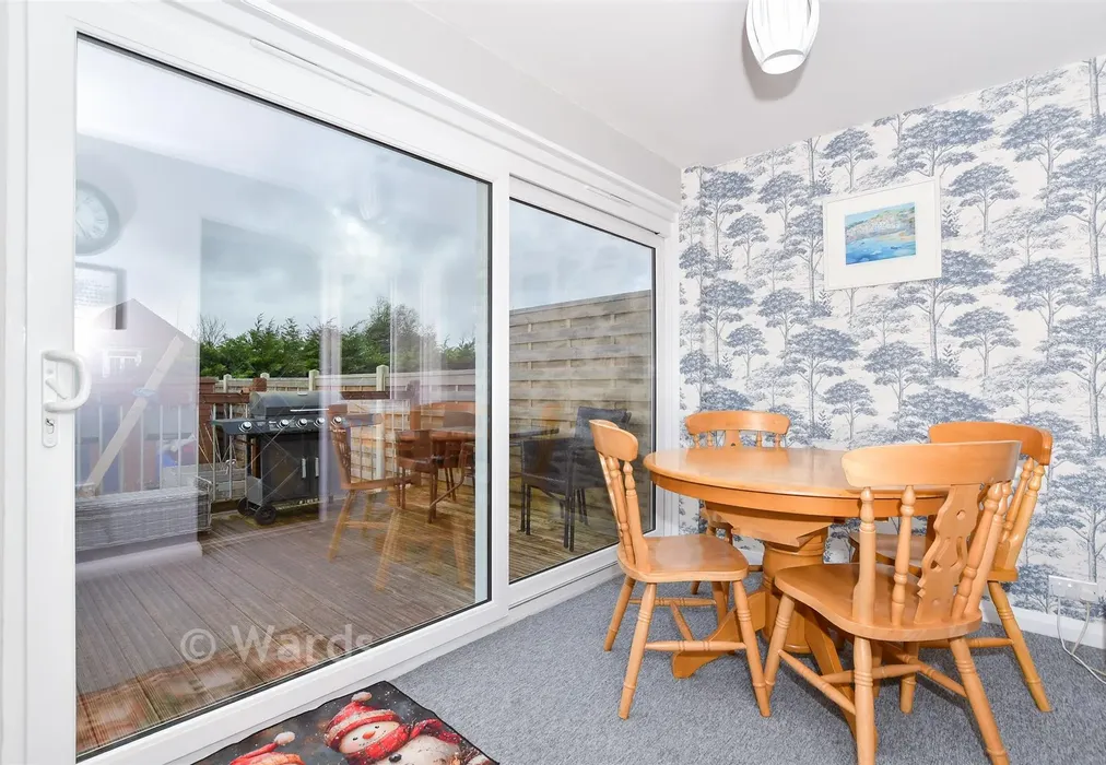 Family Area - Richmond Way, Maidstone, Kent - Wards of Kent