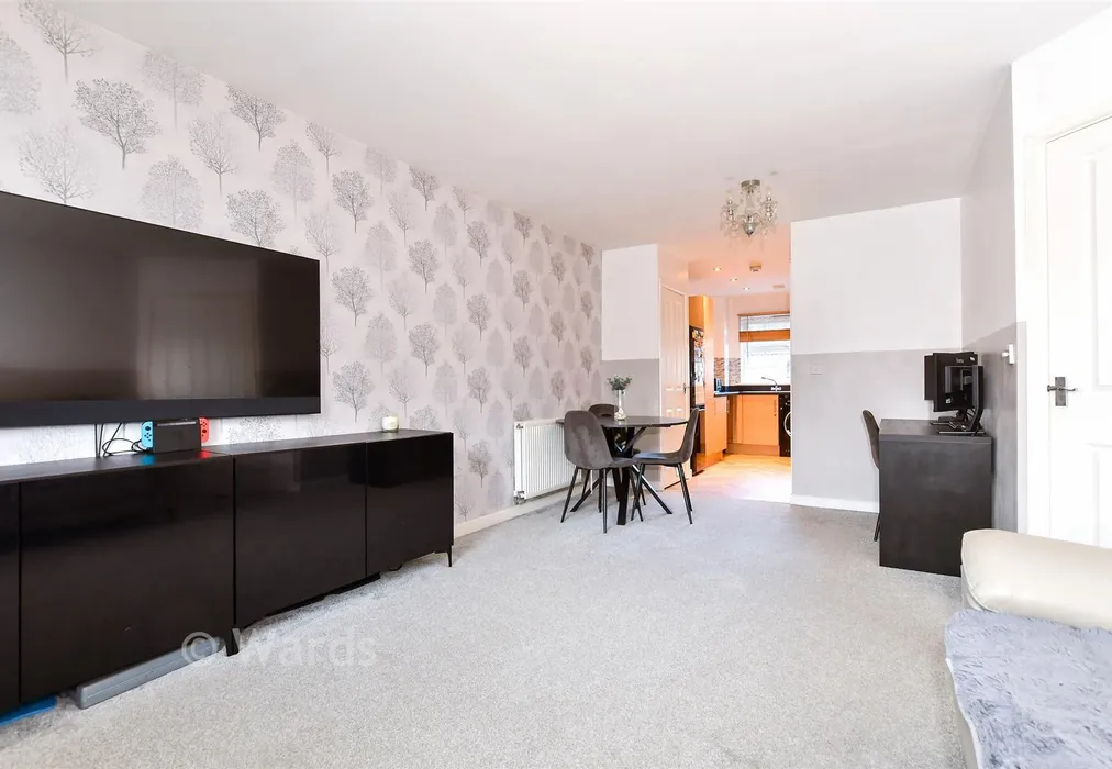 Lounge/Diner - Hawkes Way, Maidstone, Kent - Wards of Kent