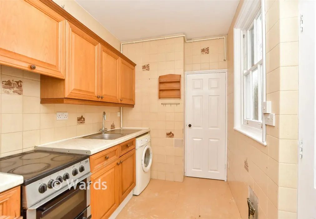 Kitchen - St. Peter's Grove, Canterbury, Kent - Wards of Kent