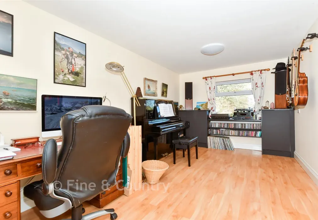 Bedroom 5/Music Room - Denstroude Lane, Denstroude, Canterbury, Kent - Wards of Kent