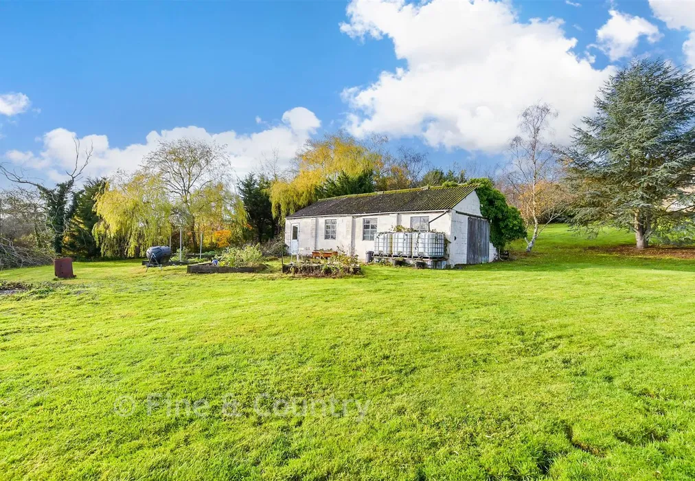 Workshop/Outbuildings - Denstroude Lane, Denstroude, Canterbury, Kent - Wards of Kent