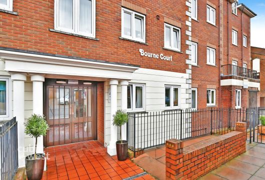 Croydon Road, Caterham CR3 - Wards of Kent