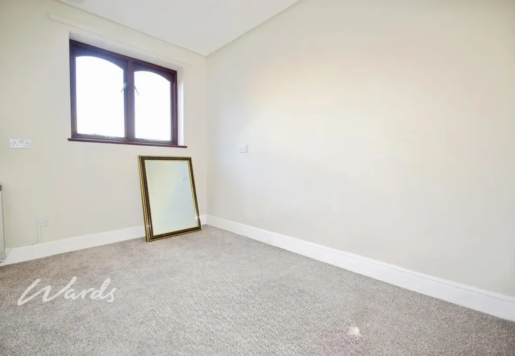 user_edited_photo... - Ostlers Court Holborough Road ME6 - Wards of Kent