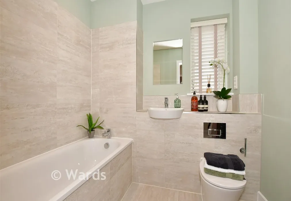 Bathroom Show Home - Barley Drive, Grasmere Gardens (Phase 1), Chestfield, Whitstable, Kent - Wards of Kent