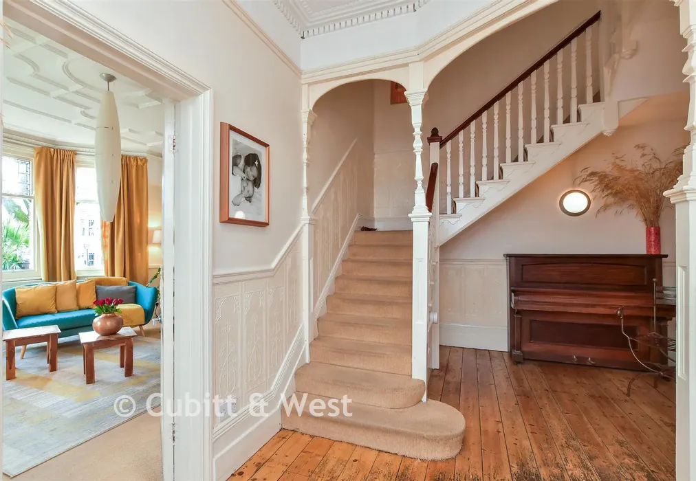 Entrance Hall - Ditchling Road, Brighton, East Sussex - Wards of Kent