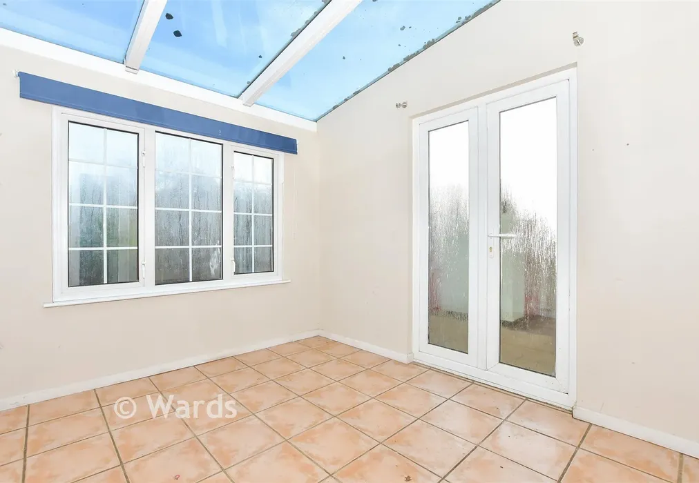 Garden Room - Gloucester Road, Maidstone, Kent - Wards of Kent