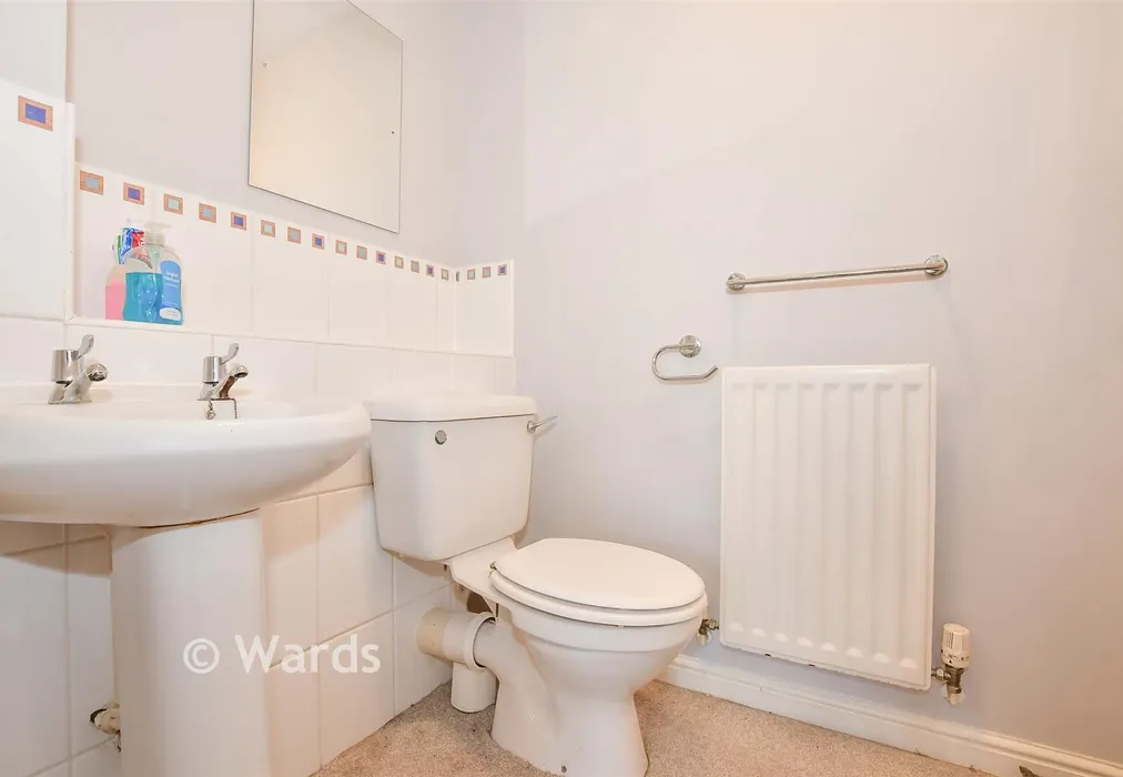 En-Suite Shower Room - Denning Close, Maidstone, Kent - Wards of Kent