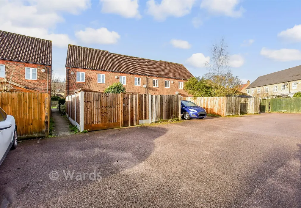 Driveway/Parking - Denning Close, Maidstone, Kent - Wards of Kent