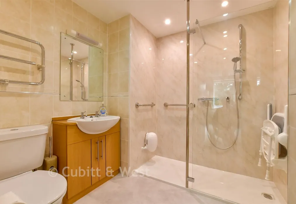 En-Suite Shower Room - Beaconsfield Road, Waterlooville, Hampshire - Wards of Kent