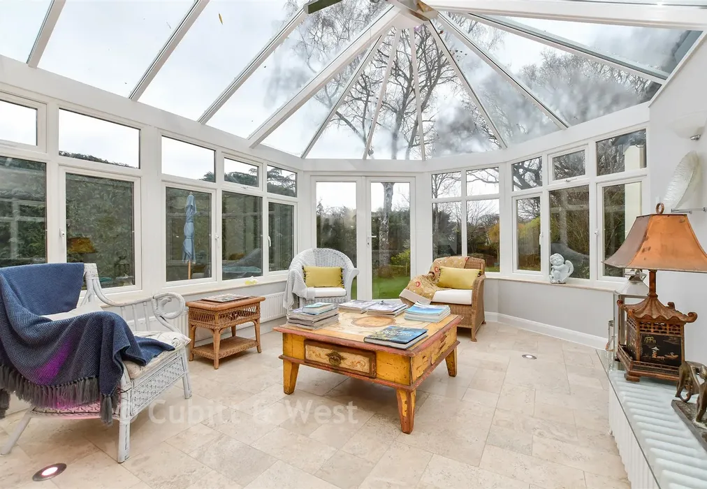 Conservatory - Forest Lane, East Horsley, Leatherhead, Surrey - Wards of Kent