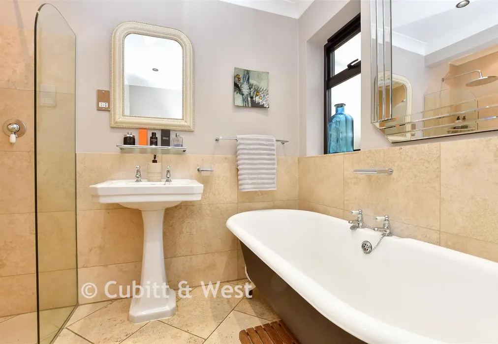 Bathroom - Forest Lane, East Horsley, Leatherhead, Surrey - Wards of Kent
