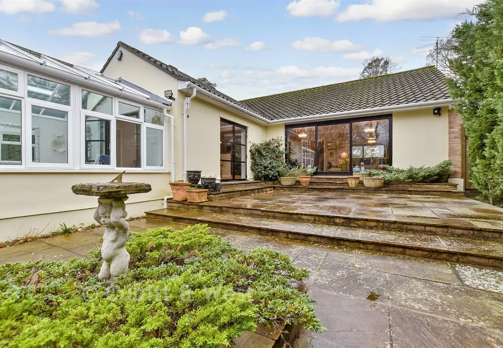 External Lifestyle Photograph - Forest Lane, East Horsley, Leatherhead, Surrey - Wards of Kent