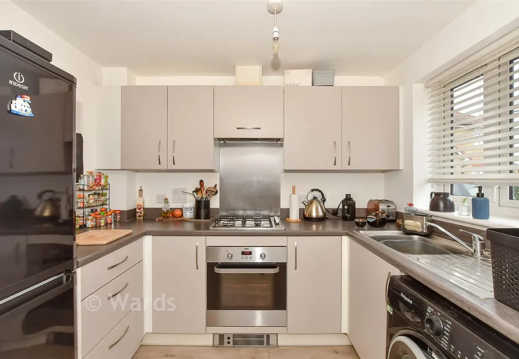 Kitchen - Pit Head Drive, Aylesham, Canterbury, Kent - Wards of Kent