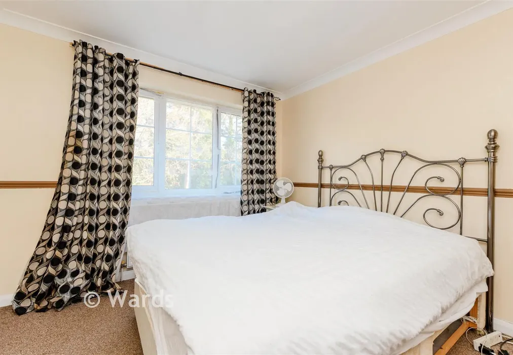 Bedroom 2 - Upper Wickham Lane, Welling, Kent - Wards of Kent