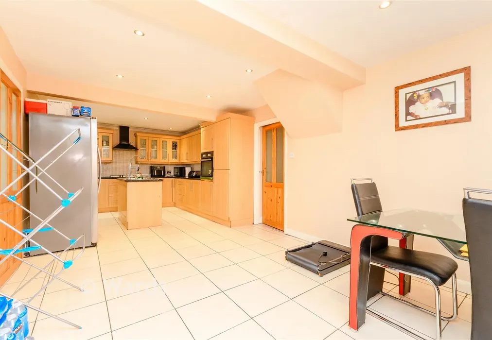 Dining Area - Upper Wickham Lane, Welling, Kent - Wards of Kent