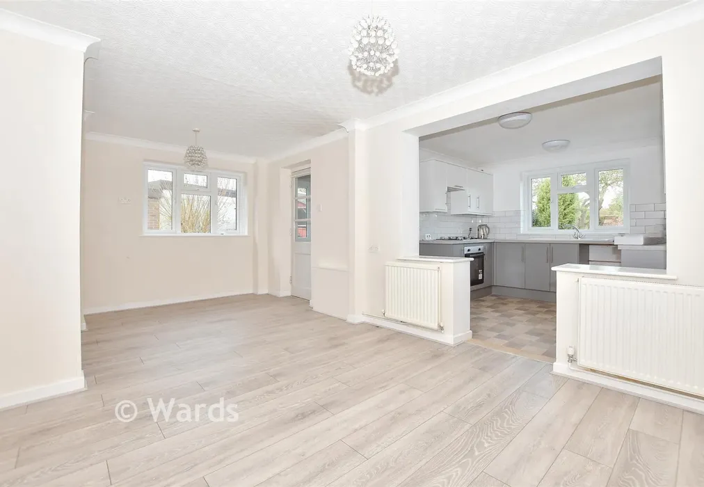 Dining Area - Meadow Walk, Snodland, Kent - Wards of Kent