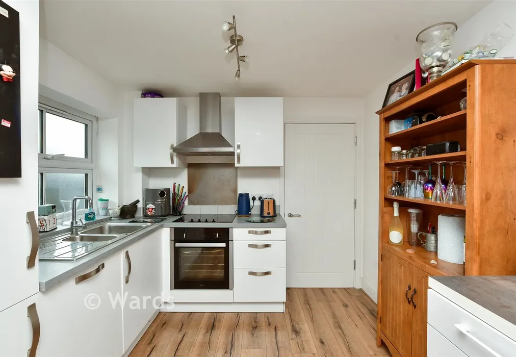 Lounge/ Kitchen - Albion Road, Broadstairs, Kent - Wards of Kent
