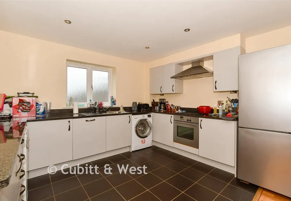 Lounge/Kitchen - Hurst Park, Horsham, West Sussex - Wards of Kent