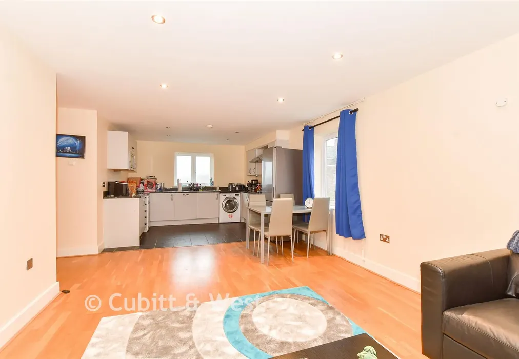 Lounge/Kitchen - Hurst Park, Horsham, West Sussex - Wards of Kent