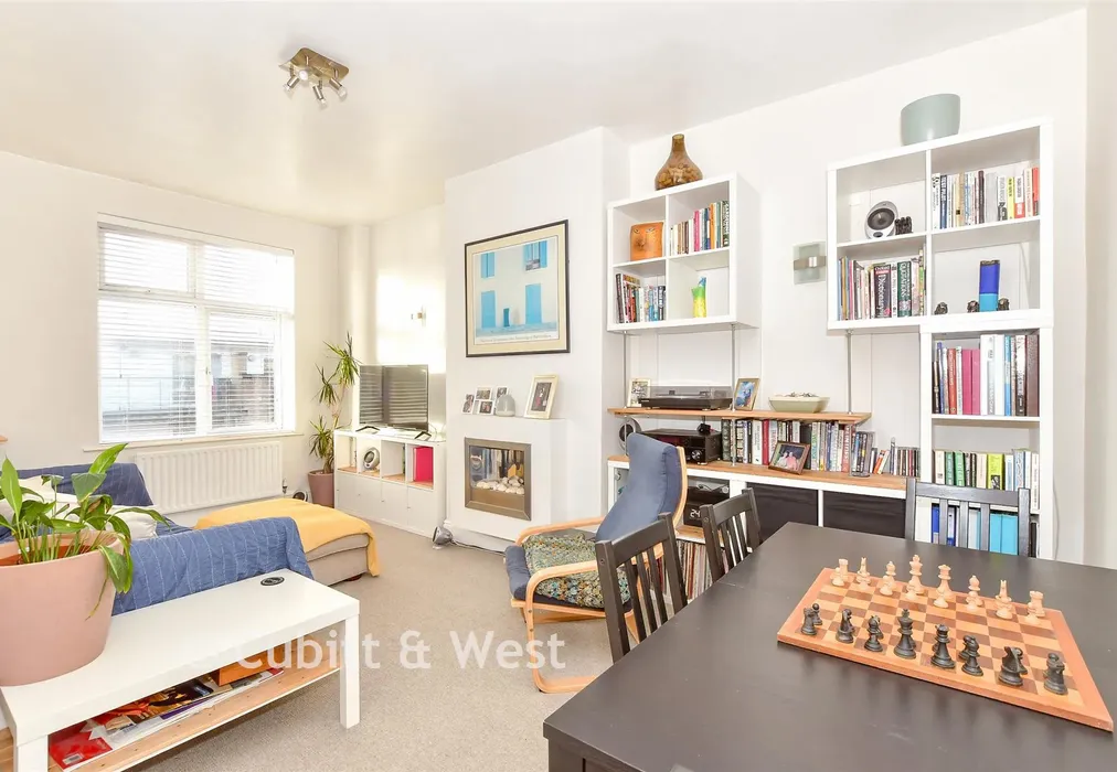 Lounge/Diner - Elm Grove, Southsea, Hampshire - Wards of Kent
