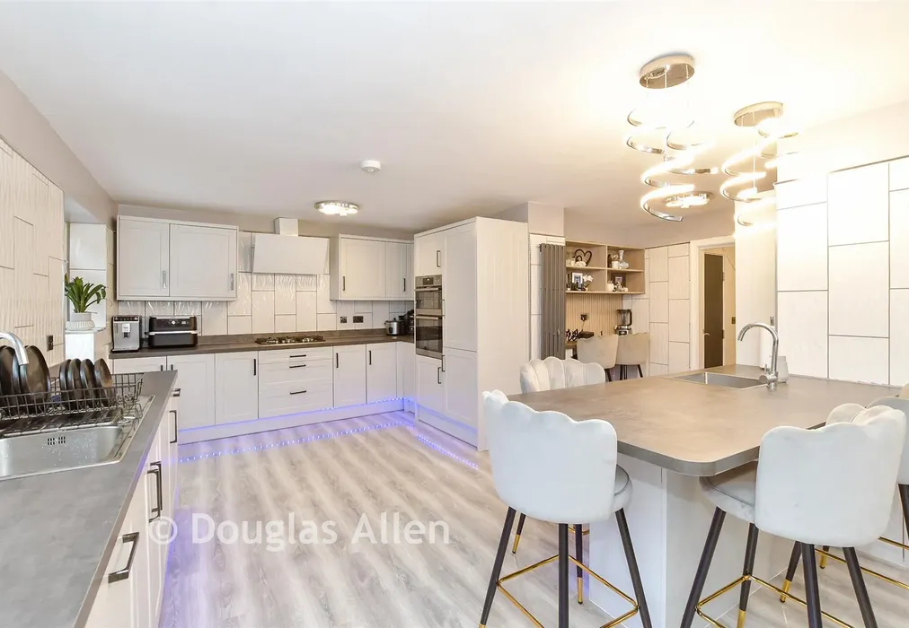 Kitchen/ Breakfast Room - Sackville Crescent, Harold Wood, Essex - Wards of Kent