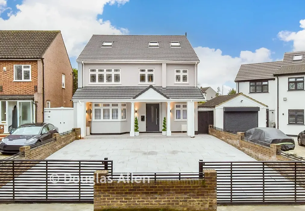 External Web - Sackville Crescent, Harold Wood, Essex - Wards of Kent