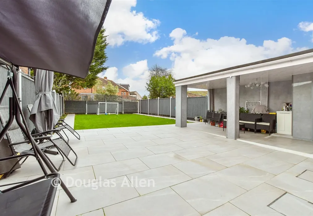 Rear Garden - Sackville Crescent, Harold Wood, Essex - Wards of Kent