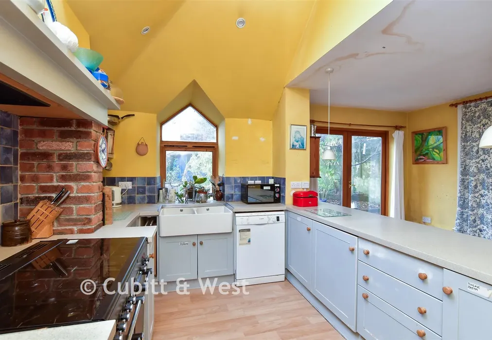 Kitchen - Clyde Road, Brighton, East Sussex - Wards of Kent