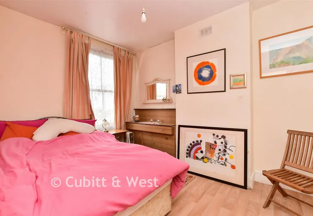 Bedroom 2 - Clyde Road, Brighton, East Sussex - Wards of Kent