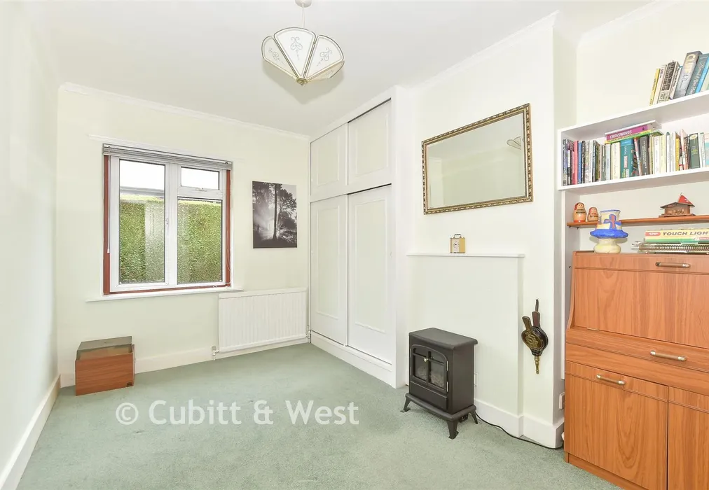 Bedroom 3 - Crawley Down Road, Felbridge, West Sussex - Wards of Kent