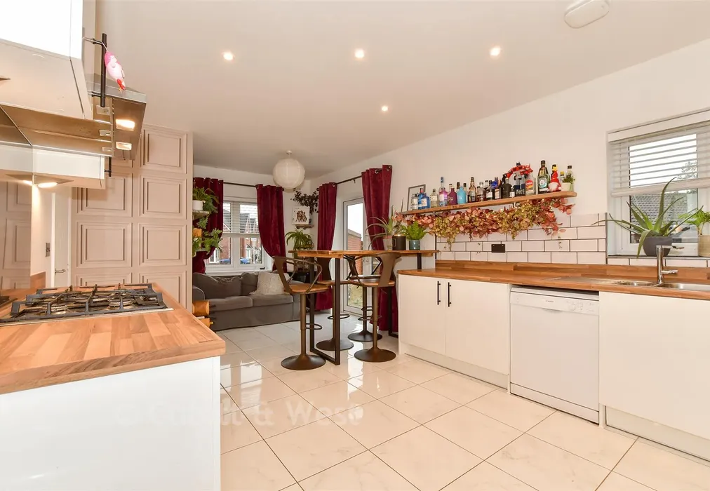 Kitchen/ Dining Room - Centenary Road, Southwater, Horsham, West Sussex - Wards of Kent