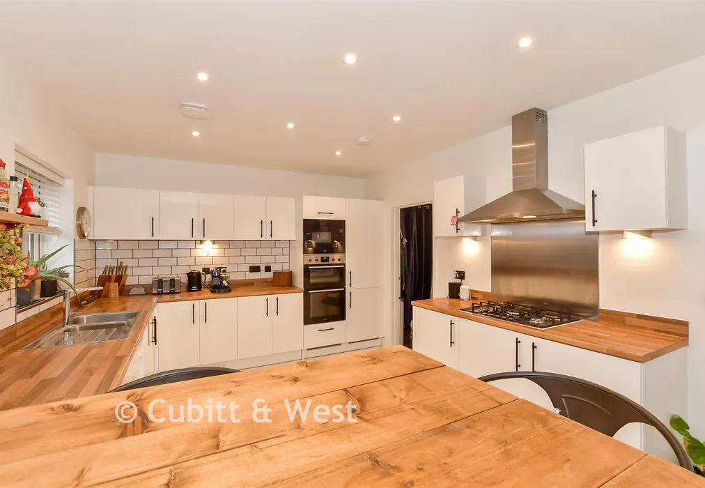 Kitchen/ Dining Room1 - Centenary Road, Southwater, Horsham, West Sussex - Wards of Kent