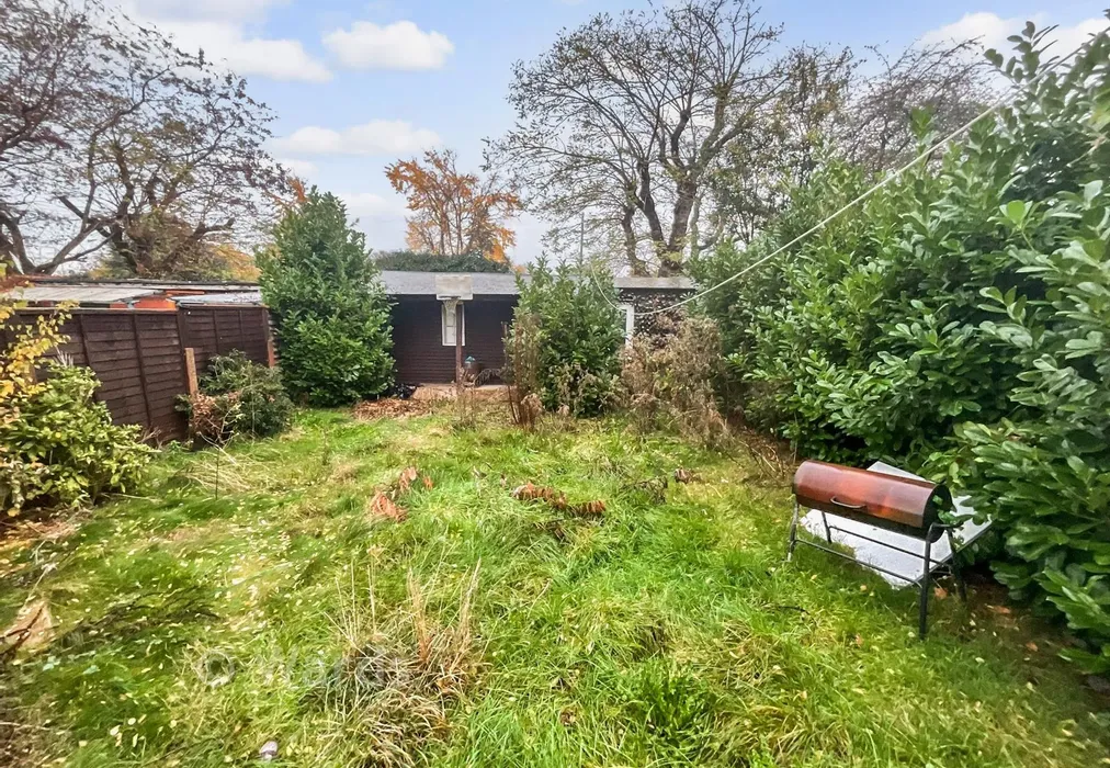 Rear Garden - Bedford Road, Northfleet, Gravesend, Kent - Wards of Kent