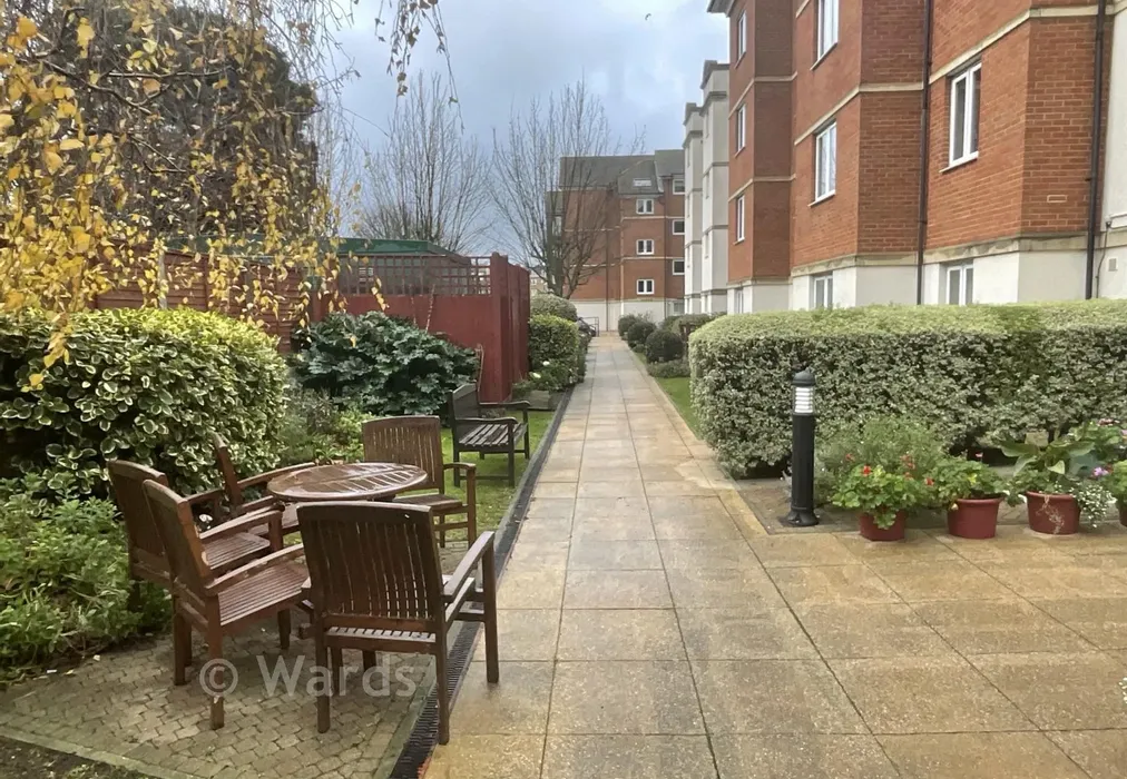 Communal Garden - Harold Road, Margate, Kent - Wards of Kent