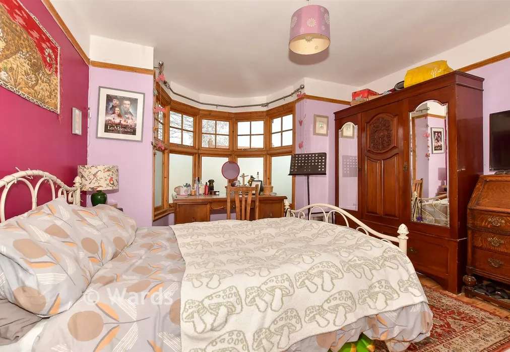 Bedroom 2 - St. Augustine's Road, Canterbury, Kent - Wards of Kent