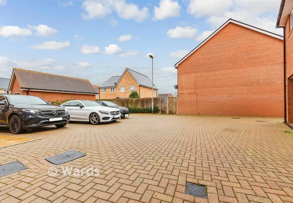 Driveway/Parking - Barchamber Way, Gravesend, Kent - Wards of Kent