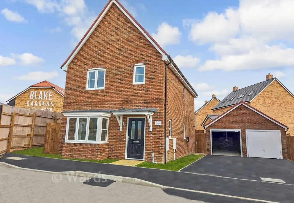 Front Example - Blake Gardens, Scocles Road, Minster On Sea, Sheerness, Kent - Wards of Kent