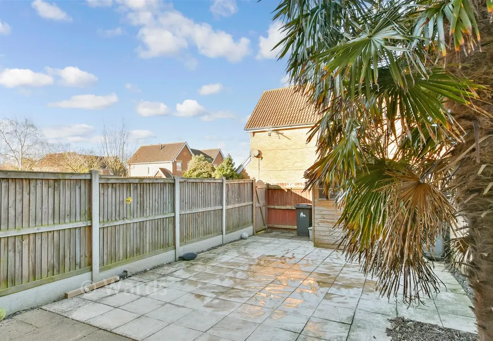 Rear Garden - Larch Close, Hersden, Canterbury, Kent - Wards of Kent