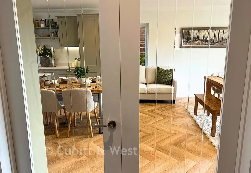 Freatures - Lewes Road, The Orchards, Ridgewood, Uckfield, East Sussex - Wards of Kent