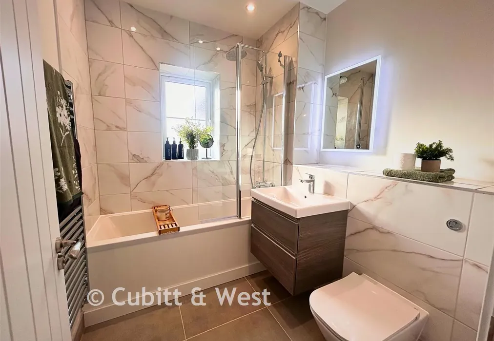 Bathroom - Lewes Road, The Orchards, Ridgewood, Uckfield, East Sussex - Wards of Kent