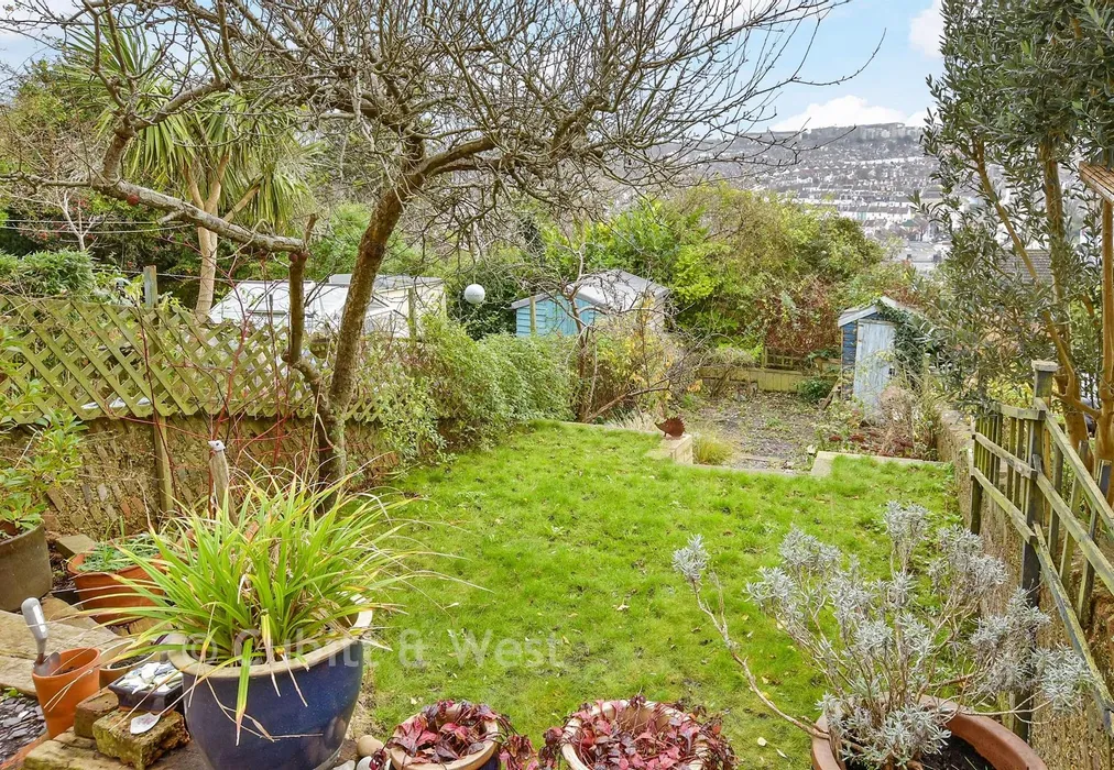 Rear Garden - Richmond Road, Brighton, East Sussex - Wards of Kent
