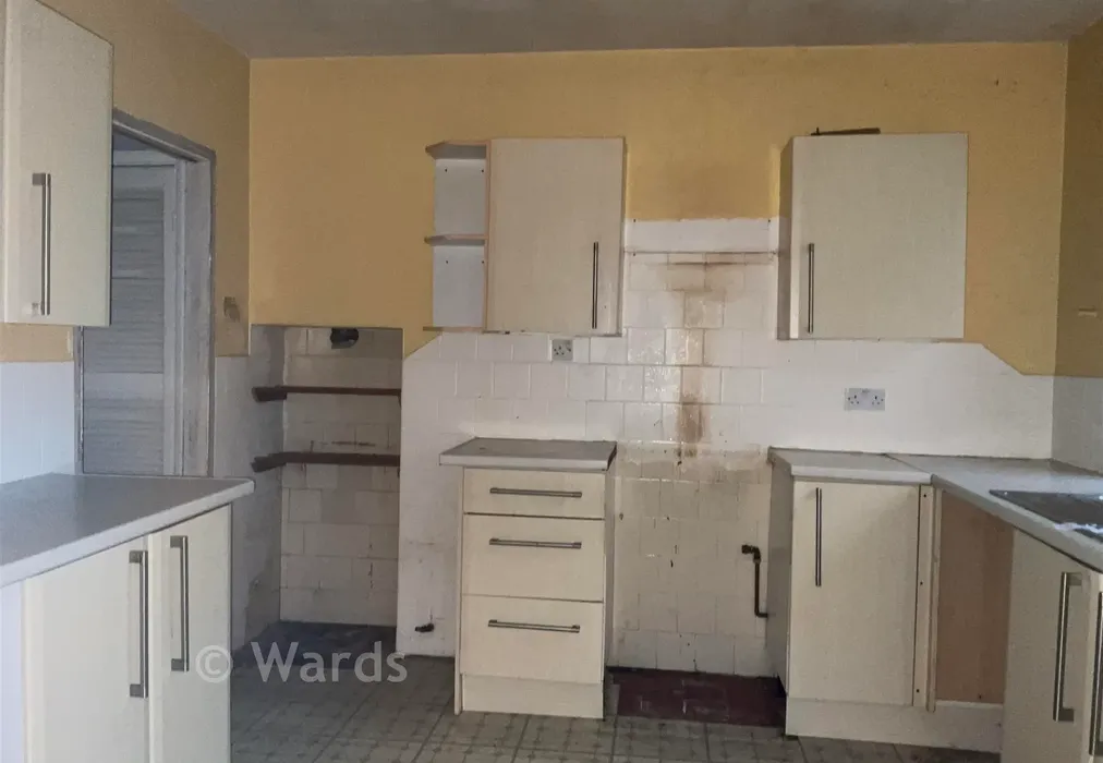 Driveway - Noble Gardens, Garlinge, Margate, Kent - Wards of Kent